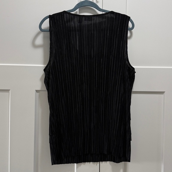 CHICO’S Blouse in Black Layered Sleeveless Blouse - Size 12/Large - Picture 3 of 7